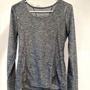 Size S Reebok long sleeve athletic shirt
